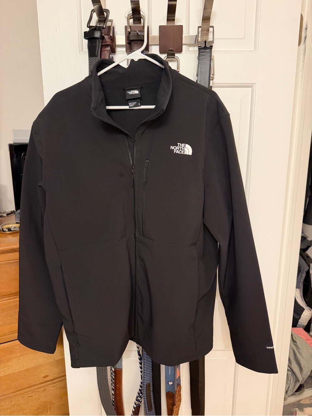 The North Face Men's Black Softshell Performance Jacket